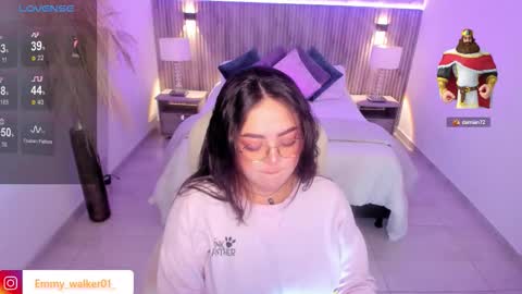 Snapshot of emmy_walker1 chatting on 10-03-25, 11:07 Emmy Walker online show from 10-03-25, 11:07