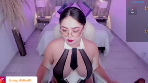 Snapshot of emmy_walker1 chatting on 10-13-25, 11:10 Emmy Walker online show from 10-13-25, 11:10