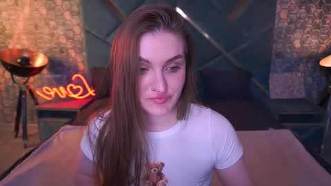 E M M Y online show from 03-29-26, 05:51