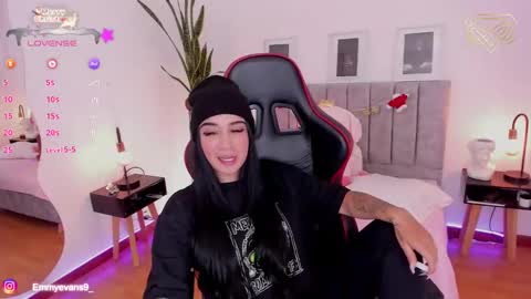 Emmy Evans  online show from 12-16-24, 07:21