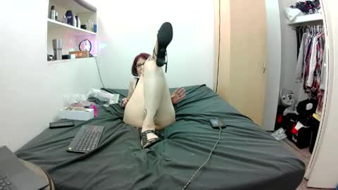 Empress Lillth online show from 04-15-26, 07:58