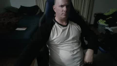 Matt online show from 12-22-25, 04:42