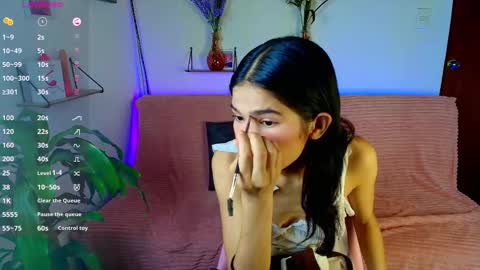 emycarver09 online show from 10-05-25, 12:14