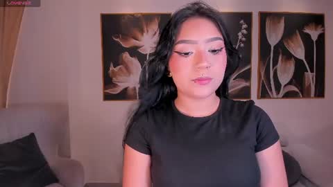 Snapshot of emylourens chatting on 07-18-26, 06:56 Emy Lourens online show from 07-18-26, 06:56