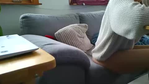 emyxxl online show from 02-10-26, 06:56