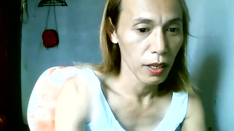 CHUN LY online show from 06-11-26, 06:44