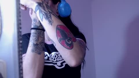 Snapshot of enchantressqueen chatting on 07-29-26, 10:41 EnchantressQueen online show from 07-29-26, 10:41