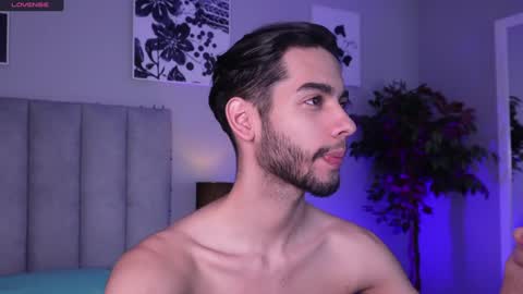 Snapshot of endy_rush chatting on 01-12-25, 12:44 Endy online show from 01-12-25, 12:44