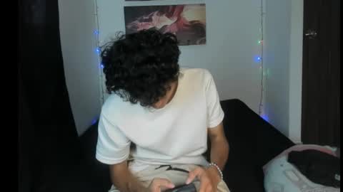 Salo online show from 02-04-26, 05:52