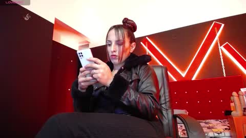 Engel online show from 10-26-25, 11:49