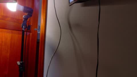 Engel online show from 11-25-25, 11:43