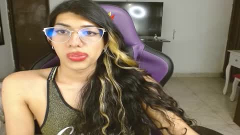 Snapshot of engiel_phoenix chatting on 01-29-25, 12:56 Engiel phoenix instagram engiel 13 online show from 01-29-25, 12:56