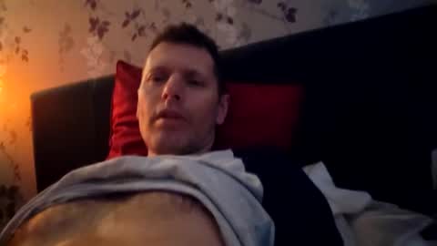 EnglishGuy183 online show from 02-20-26, 07:32
