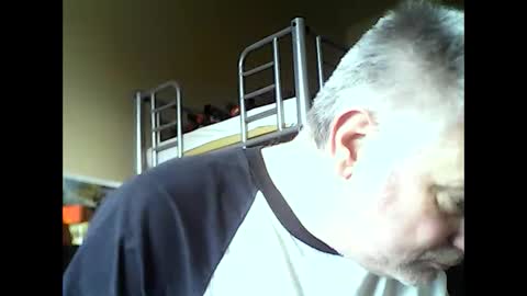 Snapshot of englishguysurrey chatting on 10-02-25, 12:23 englishguysurrey online show from 10-02-25, 12:23