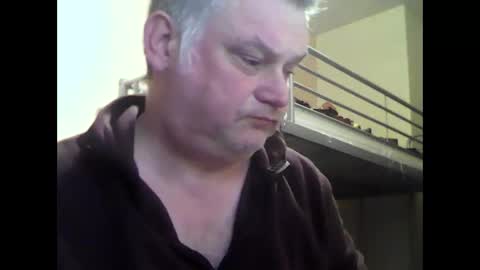 englishguysurrey online show from 02-03-26, 07:35