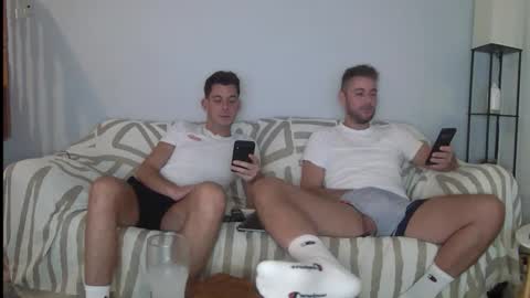 Snapshot of englishladxxx chatting on 09-23-25, 10:35 Englishladxxx online show from 09-23-25, 10:35