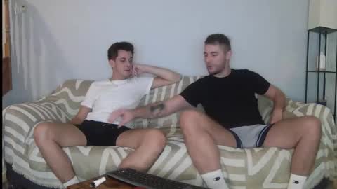 Snapshot of englishladxxx chatting on 10-05-25, 08:07 Englishladxxx online show from 10-05-25, 08:07