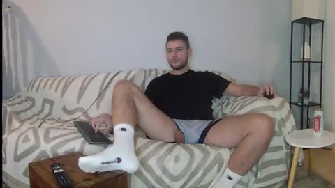 Snapshot of englishladxxx chatting on 10-24-25, 11:01 Englishladxxx online show from 10-24-25, 11:01