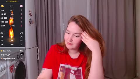 Snapshot of enorolve chatting on 02-13-25, 10:00 Horny Mary online show from 02-13-25, 10:00