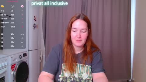 Snapshot of enorolve chatting on 02-25-25, 06:25 Horny Mary online show from 02-25-25, 06:25