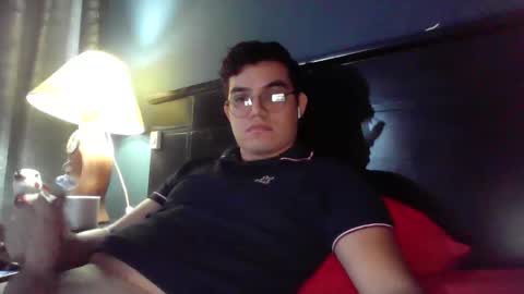 Snapshot of enriquecum chatting on 11-03-25, 02:07 enriquecum online show from 11-03-25, 02:07