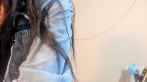 Angela online show from 02-09-25, 10:54