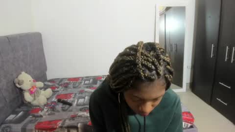 Angela online show from 10-30-25, 01:18