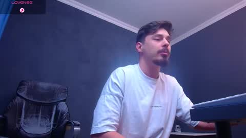 EnzoRace online show from 01-15-26, 06:18