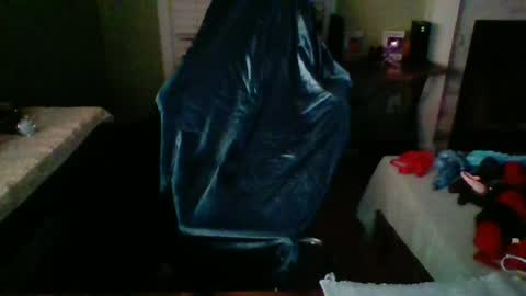 Snapshot of ephixa37s chatting on 06-26-26, 01:43 ephixa37s online show from 06-26-26, 01:43