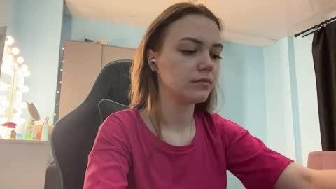 Lily online show from 03-16-26, 12:06