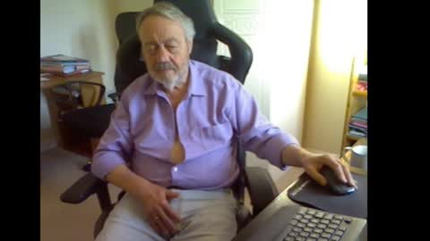 erasmus_d online show from 09-15-25, 05:35