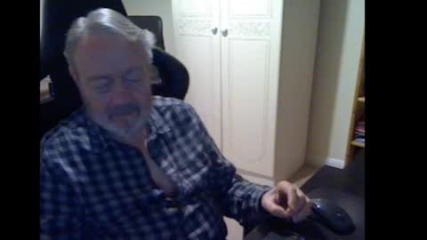 erasmus_d online show from 11-27-25, 05:15