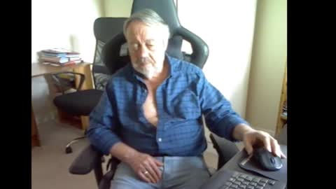 erasmus_d online show from 03-30-26, 04:30