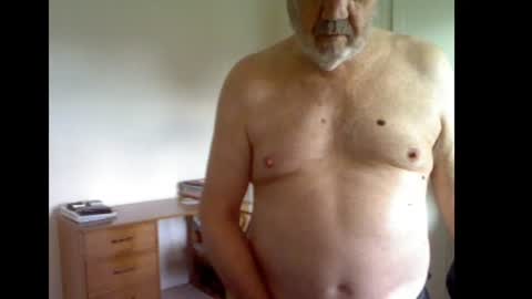 erasmus_d online show from 06-30-26, 04:41
