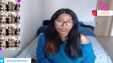 Snapshot of eren_mikasa chatting on 02-20-25, 05:29 sofia online show from 02-20-25, 05:29