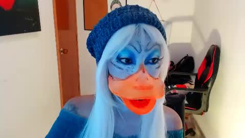 Snapshot of eren_mikasa chatting on 06-10-26, 12:22 sofia online show from 06-10-26, 12:22