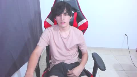 eren_tatakae online show from 11-08-25, 03:18