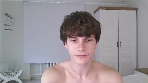 Eric Crush online show from 06-11-26, 04:32