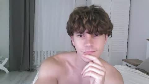 Eric Crush online show from 07-29-26, 04:10