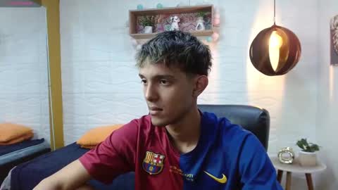 eric_oslo online show from 01-08-26, 06:43