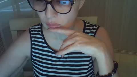 Snapshot of erica_lynn chatting on 04-15-26, 01:18 erica_lynn online show from 04-15-26, 01:18