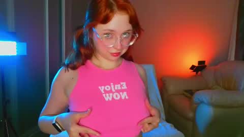 Snapshot of erica_nelson chatting on 06-26-26, 04:50 Erica 3 online show from 06-26-26, 04:50