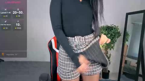 Erika online show from 10-18-25, 02:29