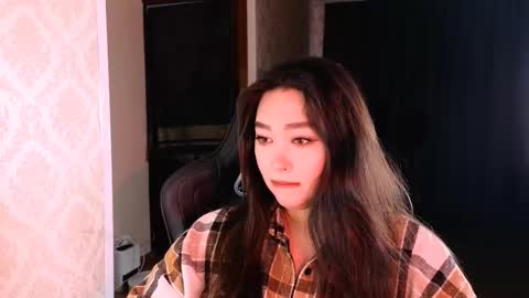 Erica Wayne online show from 12-01-25, 02:27