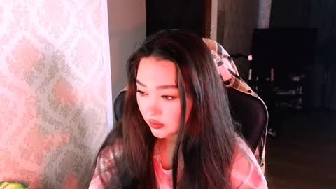 Erica Wayne online show from 12-16-25, 03:00