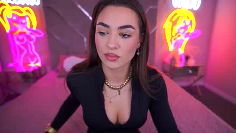 Erica online show from 11-22-25, 02:16