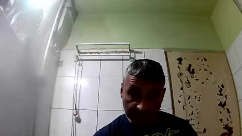 Snapshot of ericboy32 chatting on 12-03-24, 12:24 eric online show from 12-03-24, 12:24