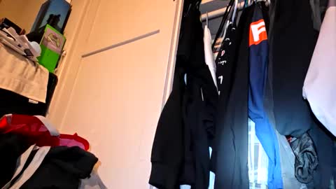 erick346 online show from 12-03-25, 02:41