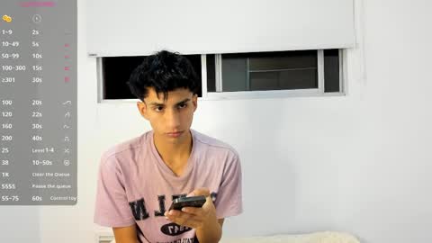 Snapshot of erick_velveth chatting on 05-19-26, 04:52 erick online show from 05-19-26, 04:52