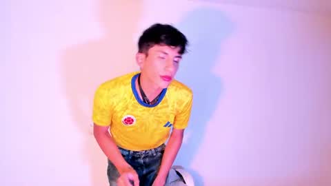 Snapshot of erick_velveth chatting on 06-28-26, 12:38 erick online show from 06-28-26, 12:38
